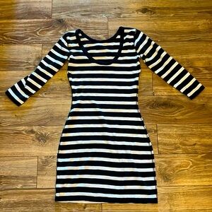 Women’s Black & White Striped Mini T-Shirt Dress Size XS